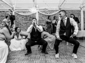 wedding guests dancing
